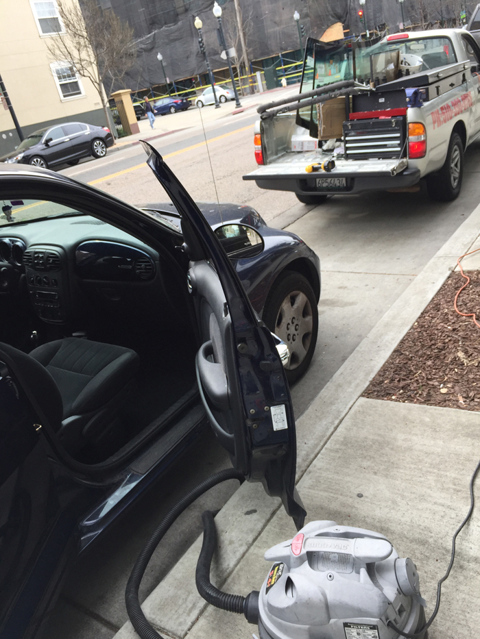 Auto Glass OaklandBerkeley. 510 393 9765Windshield Repairs & Glass